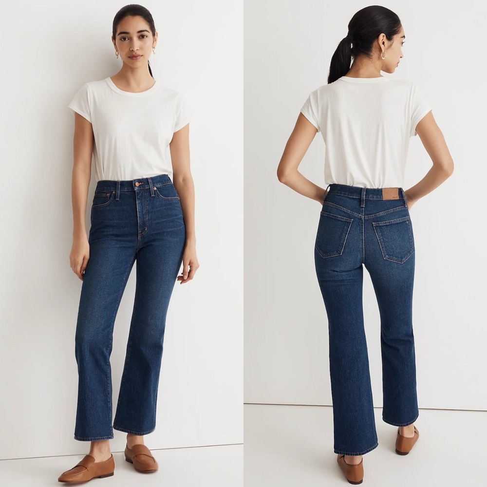 Madewell The Petite Perfect Vintage Flare Crop Jean in Corgan Wash